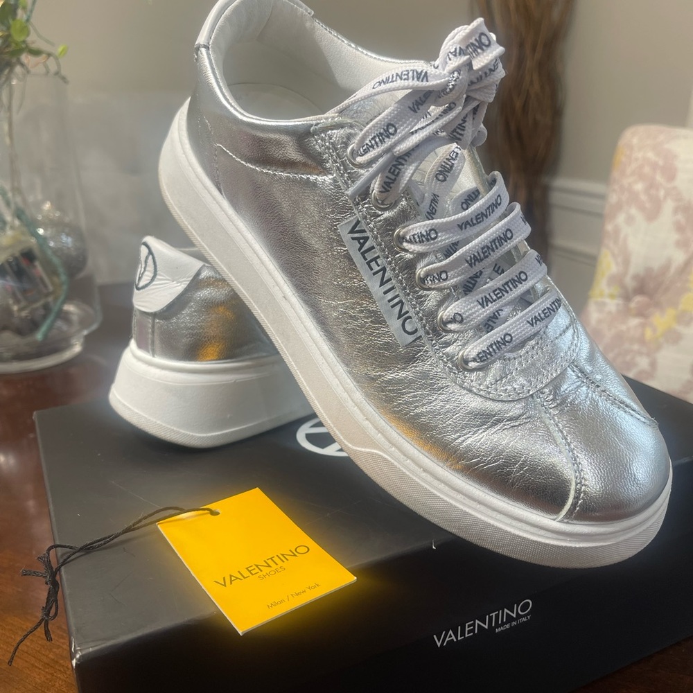 Valentino Leda Lea sneakers! 👟